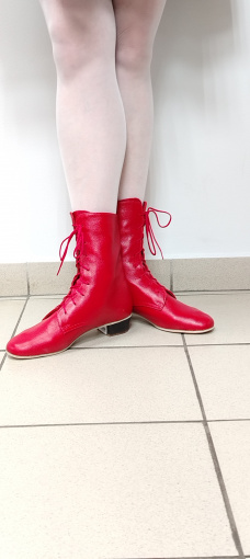 Кадрильки Серафима красный